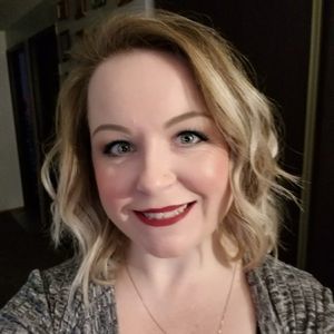 Meet your Posher, Carey